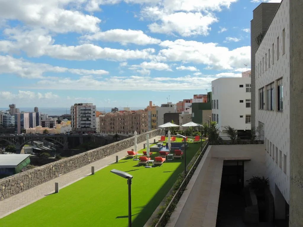 Terrace, Hotel Escuela Santa Cruz, Tenerife