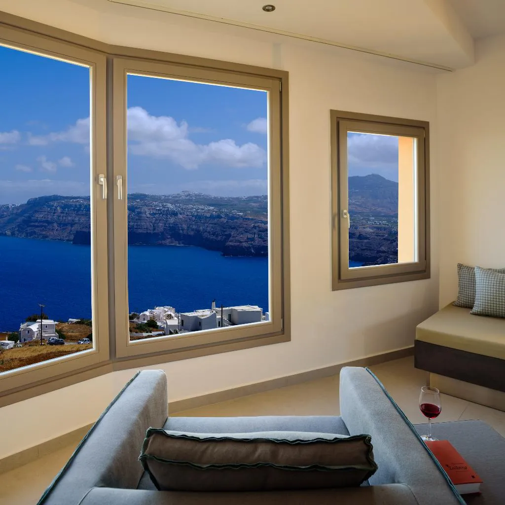 SUITE WITH JACUZZI Room, Kalestesia Suites, Santorini