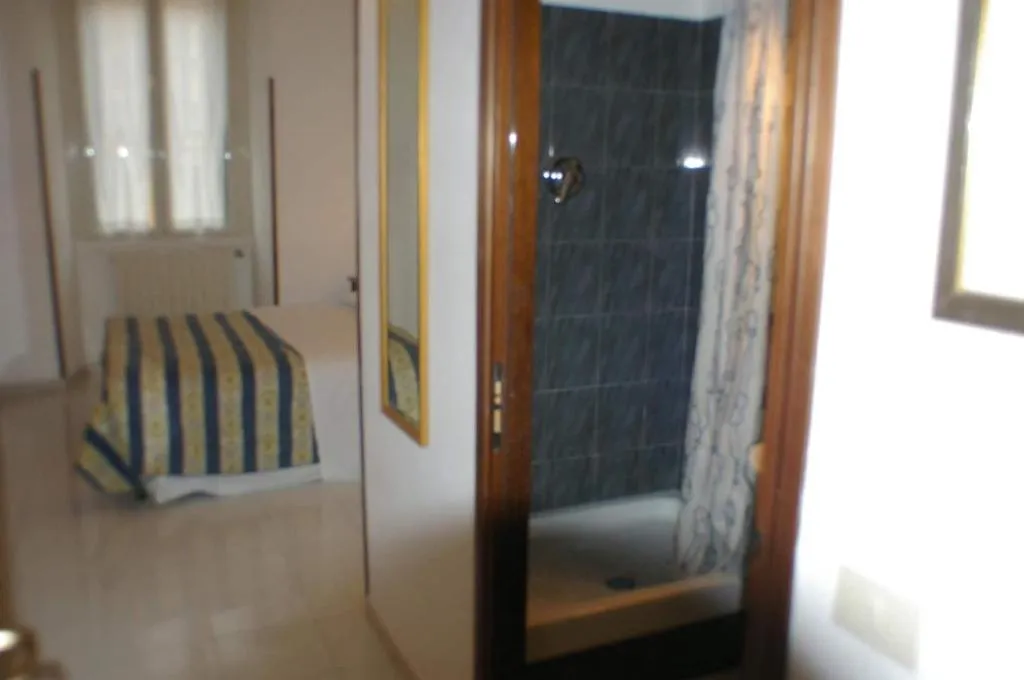 Room, Le Rose di Bi B&B, Naples