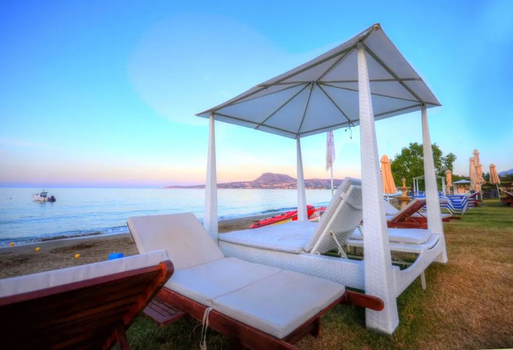 Terrace, Kiani Beach Resort, Crete