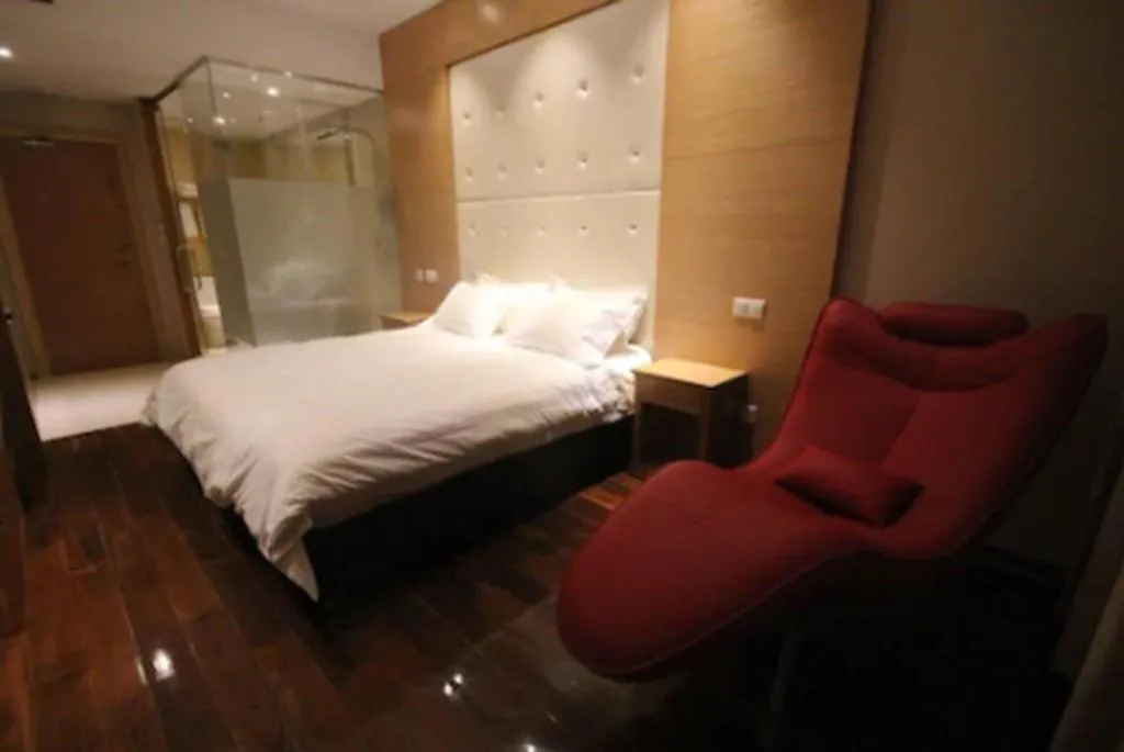 Room, Hotel Menoir Dorsett, Madrid