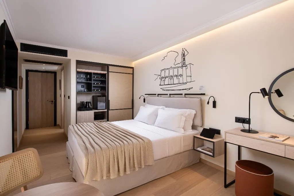 Double or Twin SUPERIOR WITH BALCONY Room, Epoch House & The Orange Shop Adults Only, Kalamata