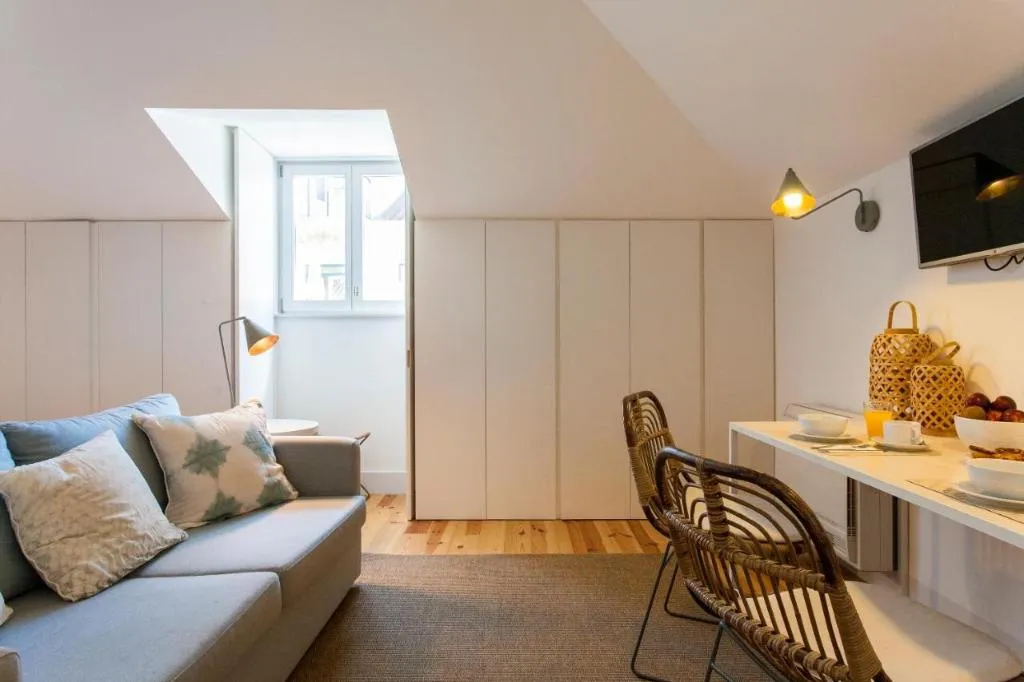 STUDIO SUPERIOR Room, Lisbon Five Stars Apartments Combro 77, Lisbon