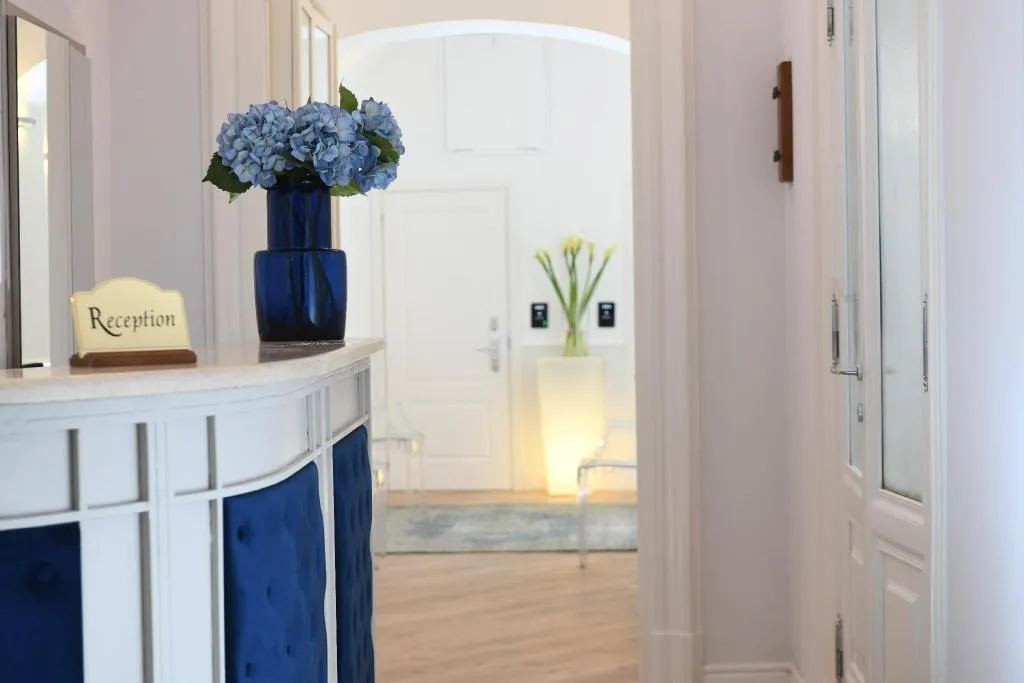 Lobby, Residenza Zanardelli, Rome