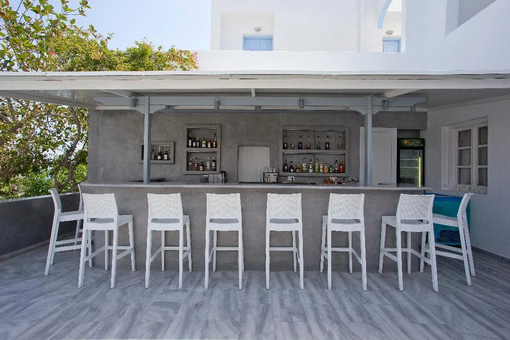 Bar, Alexandra, Santorini