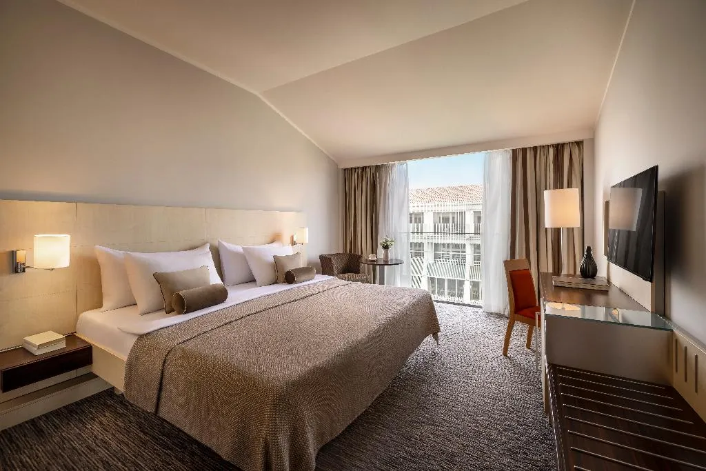 Double or Twin CLASSIC PARK VIEW Room, Valamar Lacroma Hotel 4*, Dubrovnik