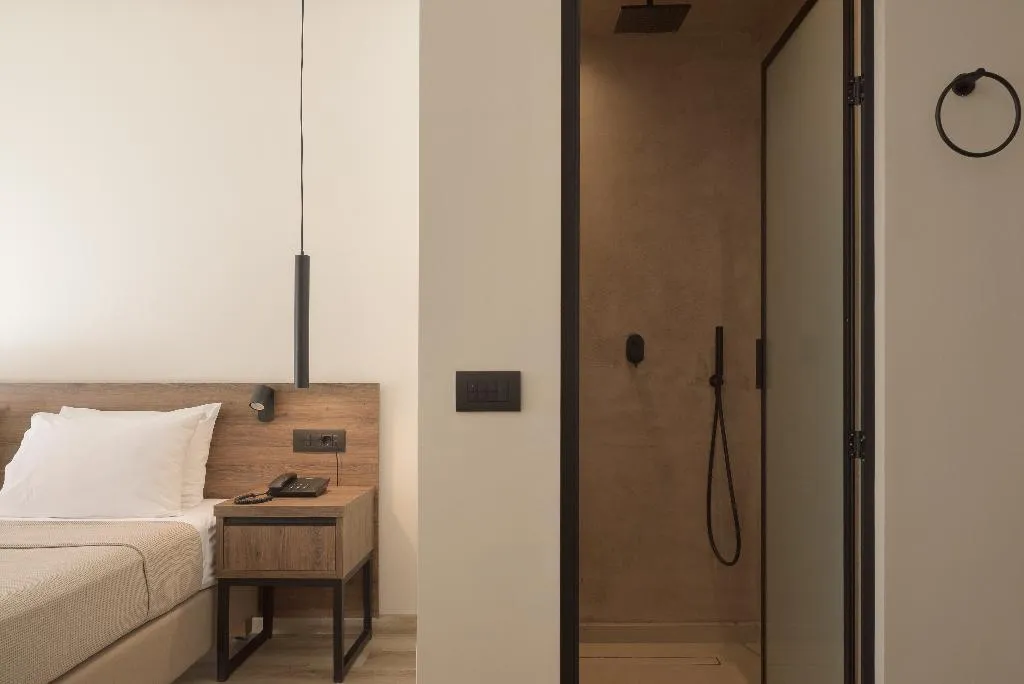 Double or Twin SUPERIOR WITH AIR CONDITIONING Room, Sergios Hotel, Crete