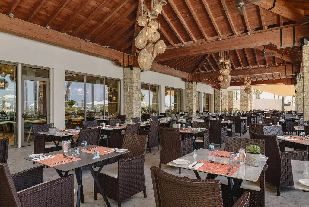 Restaurant, Alexander The Great Beach Hotel, Cyprus