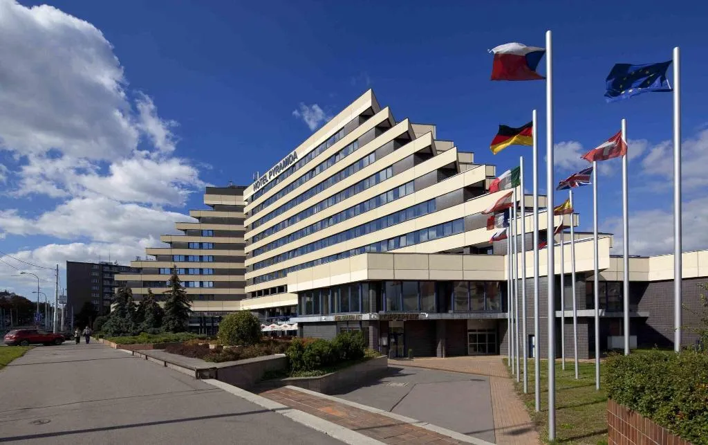 General view, Orea Hotel Pyramida, Prague