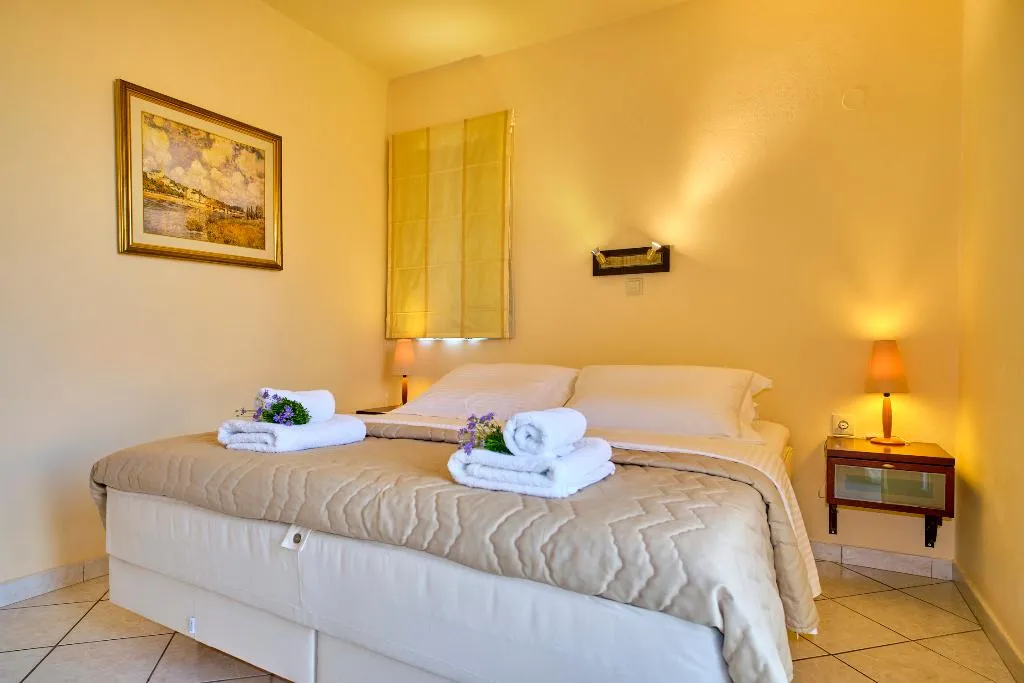 SUITE SIDE SEA VIEW Room, Chrismos Luxury Suites & Studios, Corfu