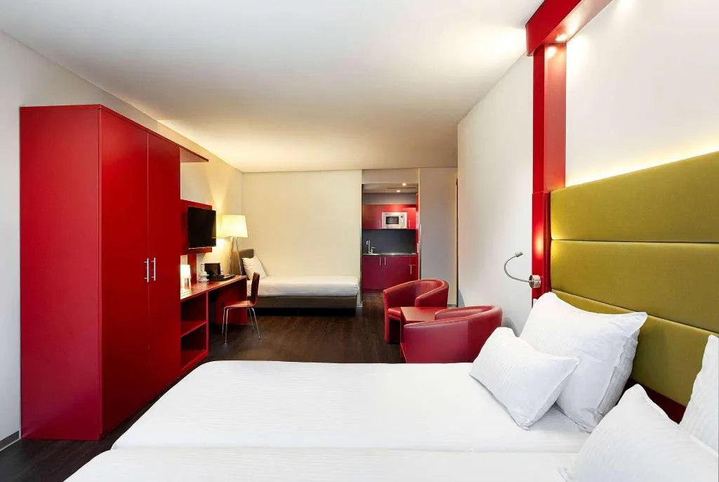 FAMILY ROOM COMFORT Room, Amedia Amsterdam Airport Trademark by Wyndham, Amsterdam