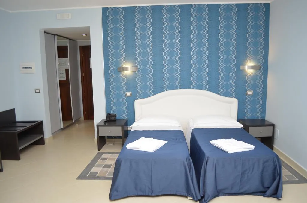 Double or Twin STANDARD Room, Hotel Cuore di Nesima, Catania