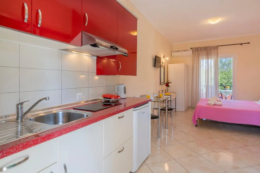 STUDIO CAPACITY 2 Room, Ziogas Luxury Apartment's, Corfu