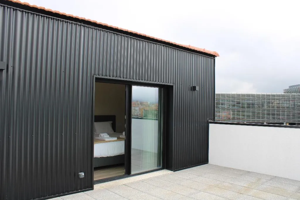 DOUBLE DELUXE Room, Oporto Station Hostel & Rooms, Porto