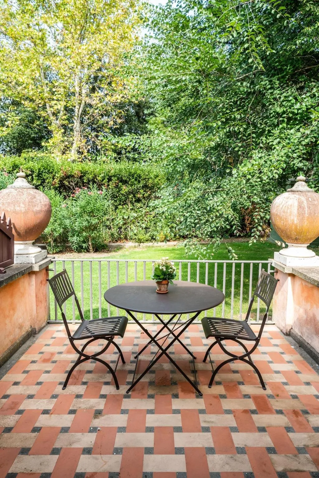 Terrace, QC Termeroma Spa & Resort, Rome