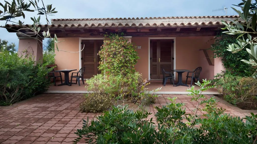APARTMENT CAPACITY 4 Room, Appartamenti Villa Sa Prama - I Graniti - Il Mirto, Olbia