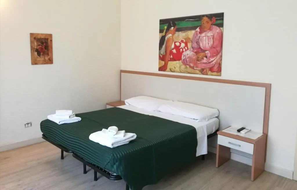 Room, Palma Residence, Naples
