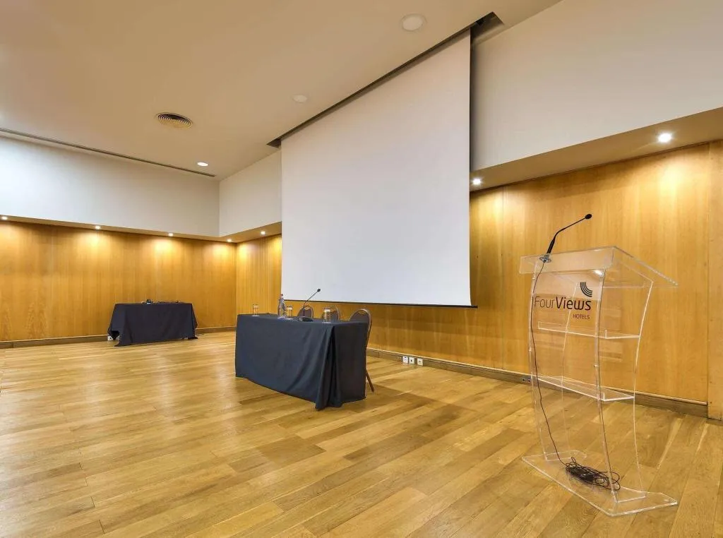 Conferences, The Views Monumental, Madeira