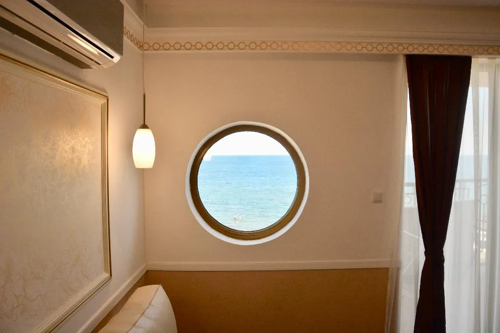 APARTMENT TWO BEDROOMS ONE BATHROOM Room, Golden Rainbow, Bourgas