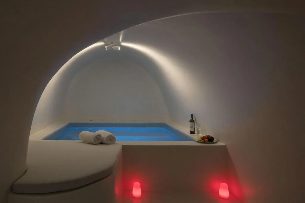 Pool, Aria Suites, Santorini