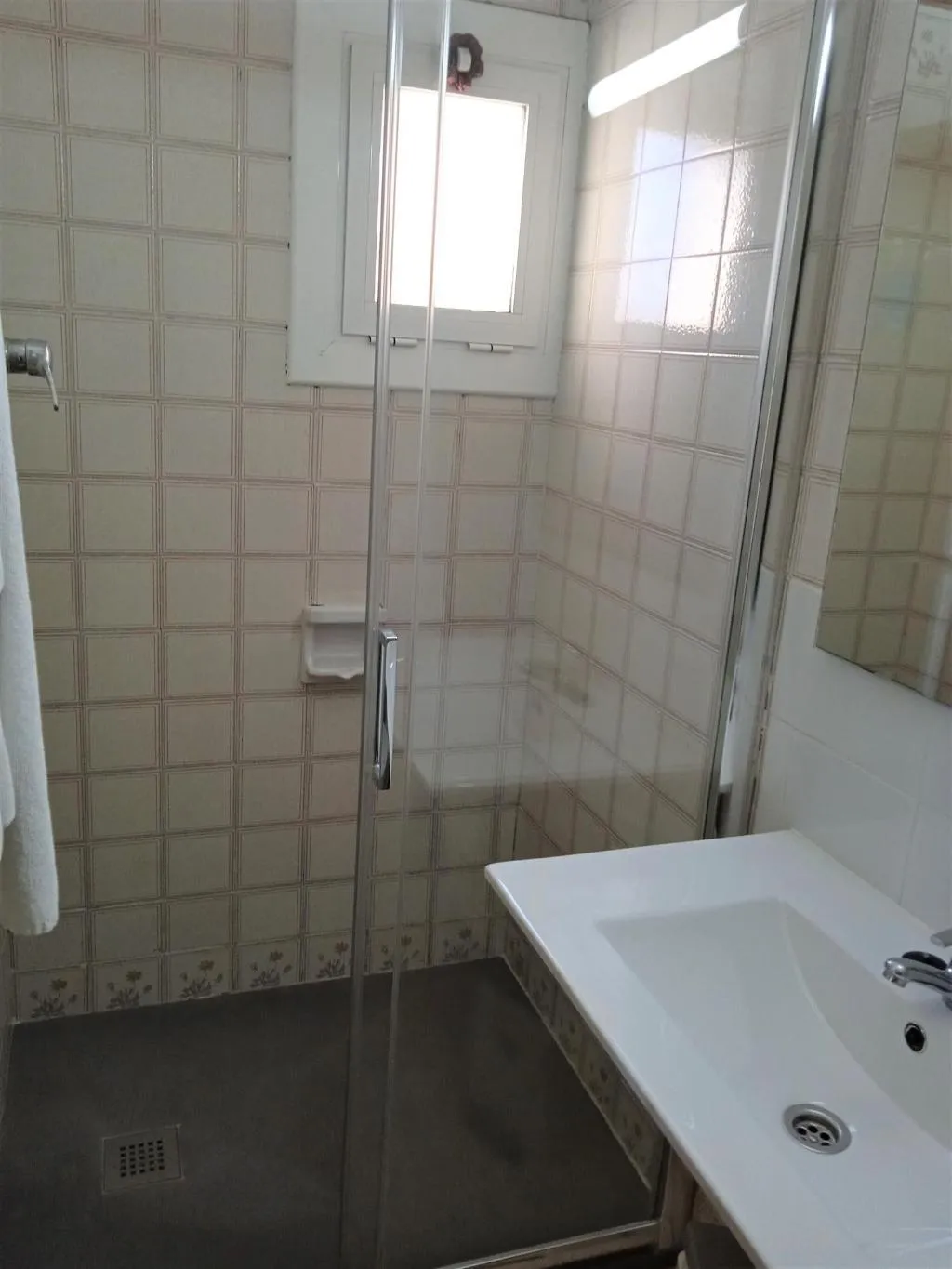 Room, Hotel 153, Barcelona
