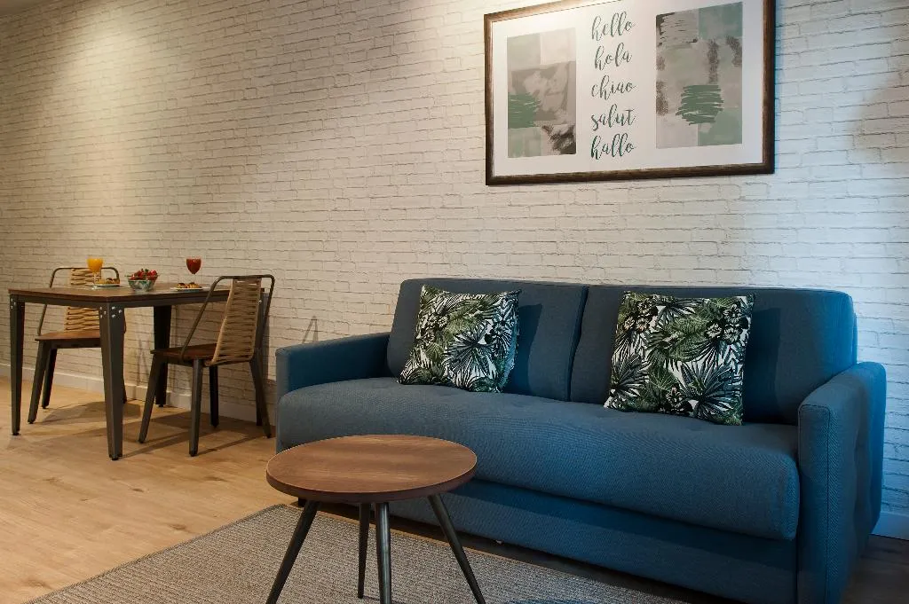 APARTMENT CAPACITY 4 ONE BEDROOM Room, MH Apartments Sant Pau, Barcelona