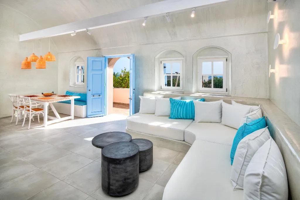 VILLA WITH PRIVATE POOL Room, Sienna Eco Resort, Santorini