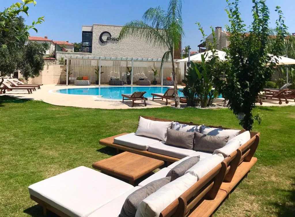 General view, Triangulo Hotel, Izmir