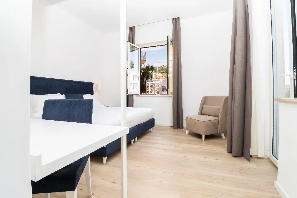 Double or Twin CLASSIC Room, Hotel Isabella Sorrento, Naples