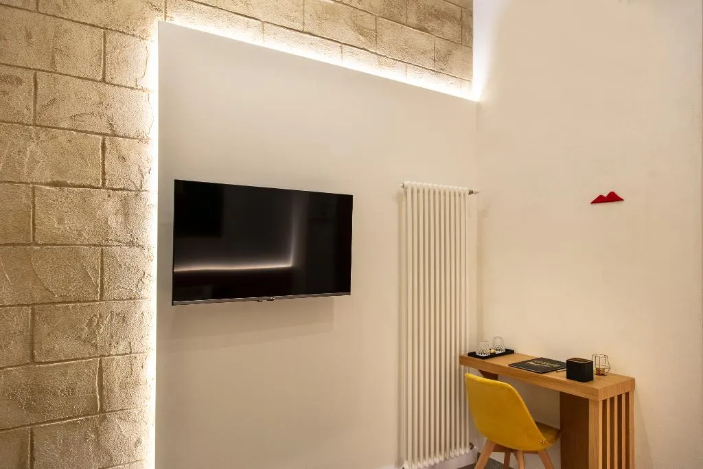DOUBLE SUPERIOR WITH BALCONY Room, Fortunella Suites, Naples