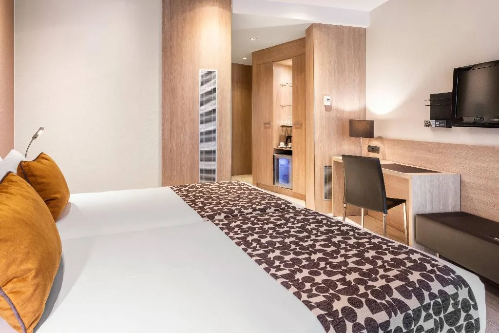Double or Twin WITH VIEWS Room, Catalonia Plaza Mayor, Madrid