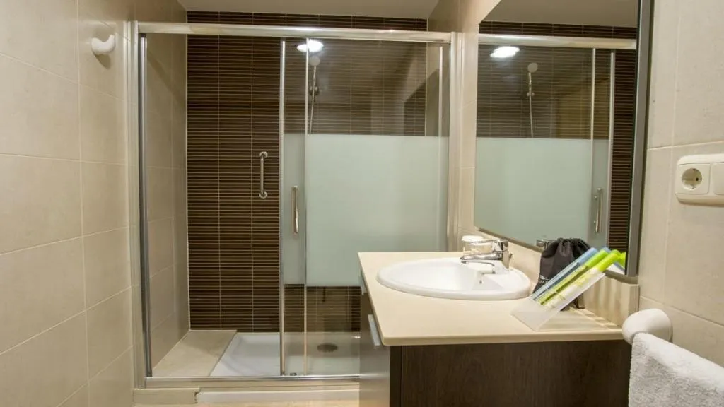 APARTMENT SIDE SEA VIEW TWO BEDROOMS Room, ESTIMAR Calpe Apartments, Costa Blanca