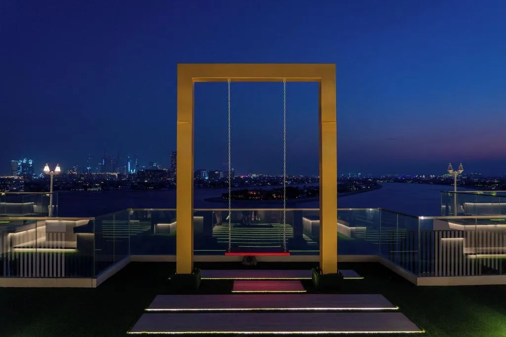 Terrace, C Central Resort The Palm Dubai, Dubai