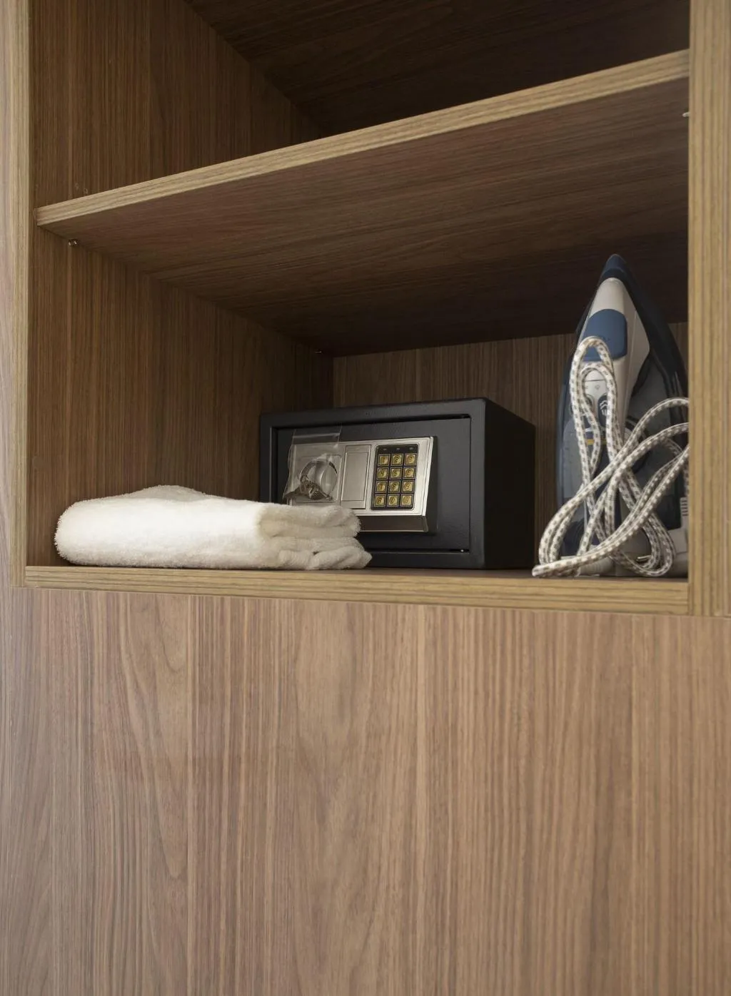 Room, Dau Studios, Valencia