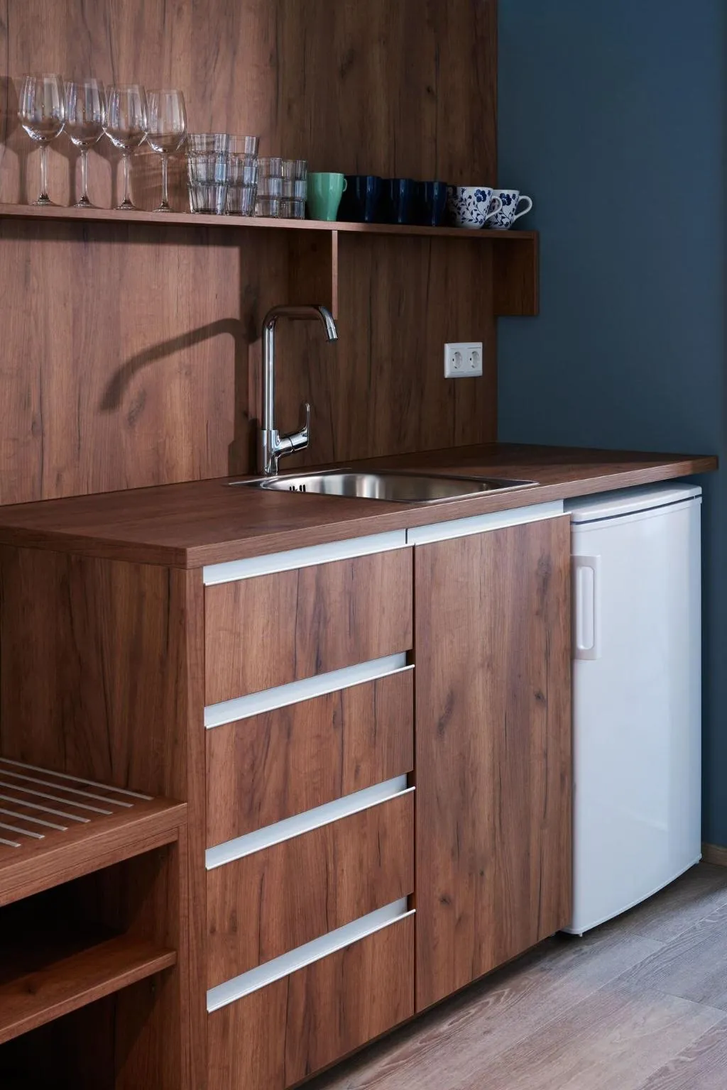 QUADRUPLE WITH KITCHENETTE Room, Oddsson Hotel, Reykjavik