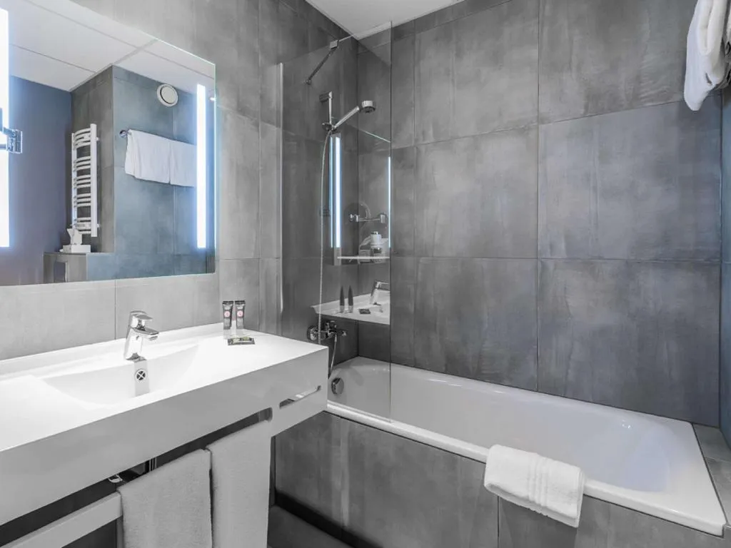 DOUBLE EXECUTIVE Room, Novotel Krakow City West, Krakow
