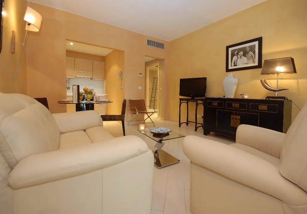 APARTMENT ONE BEDROOM Room, Baglioni Resort Alleluja, Florence