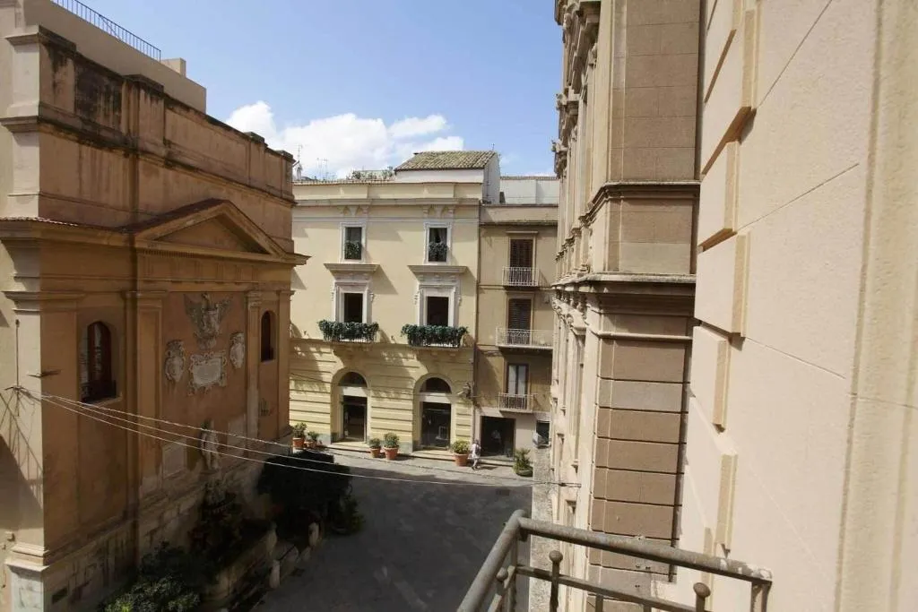 General view, Albergo Maccotta, Palermo