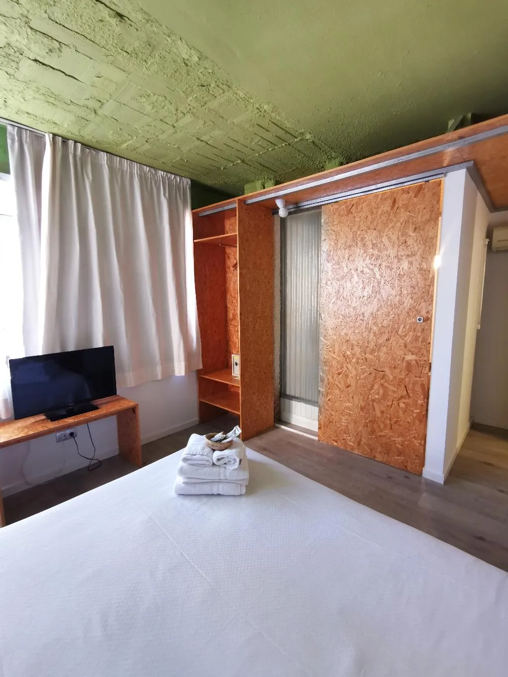Double or Twin SUPERIOR Room, La Posada del Chaflan, Madrid