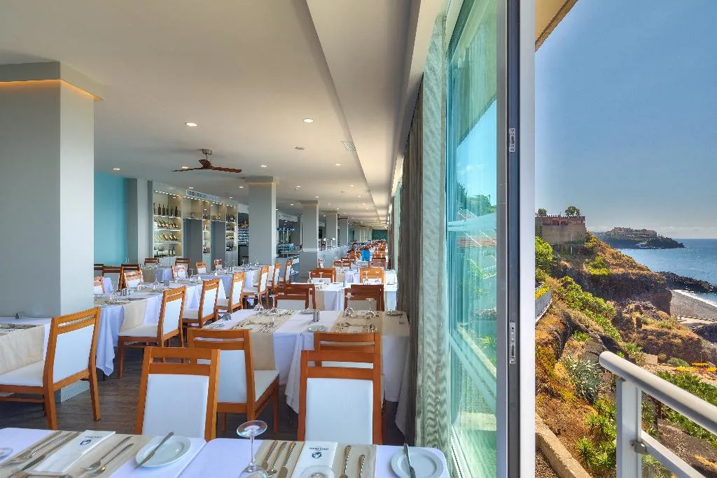 Restaurant, Orca Praia, Madeira