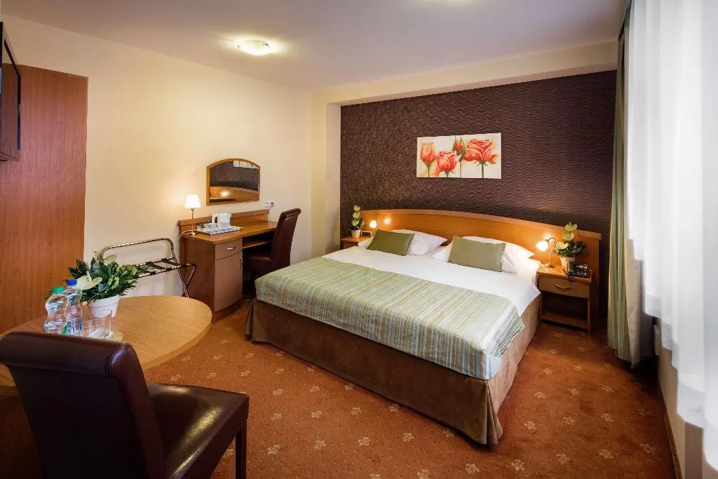 Room, Galicya, Krakow