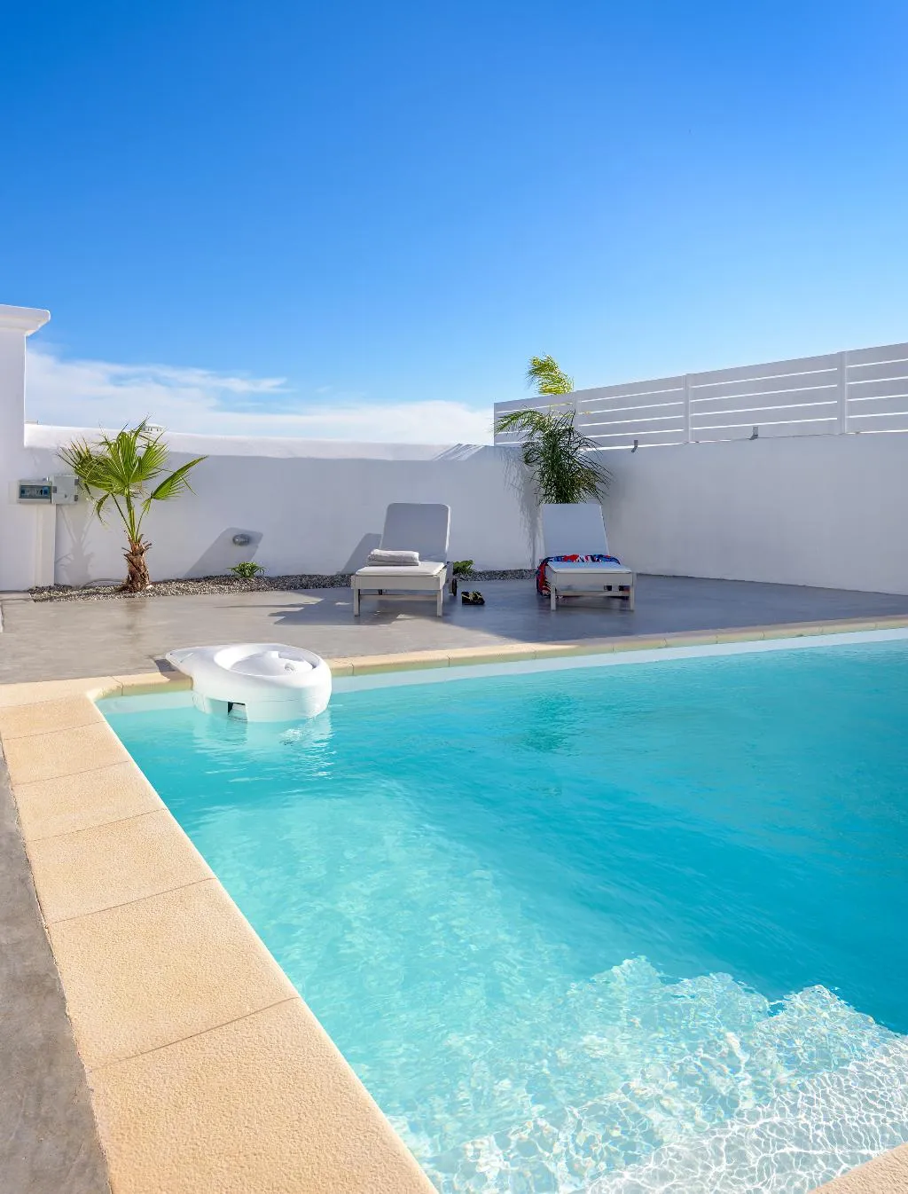 VILLA THREE BEDROOMS WITH PRIVATE POOL Room, White Village, Rhodes