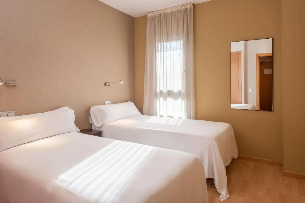 FAMILY ROOM STANDARD Room, Madrid Airport Suites Affiliated By Melia, Madrid