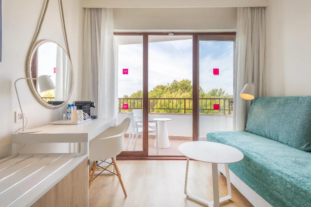 TRIPLE COMFORT Room, Leonardo Royal & Suites hotel Ibiza Santa Eulalia, Ibiza