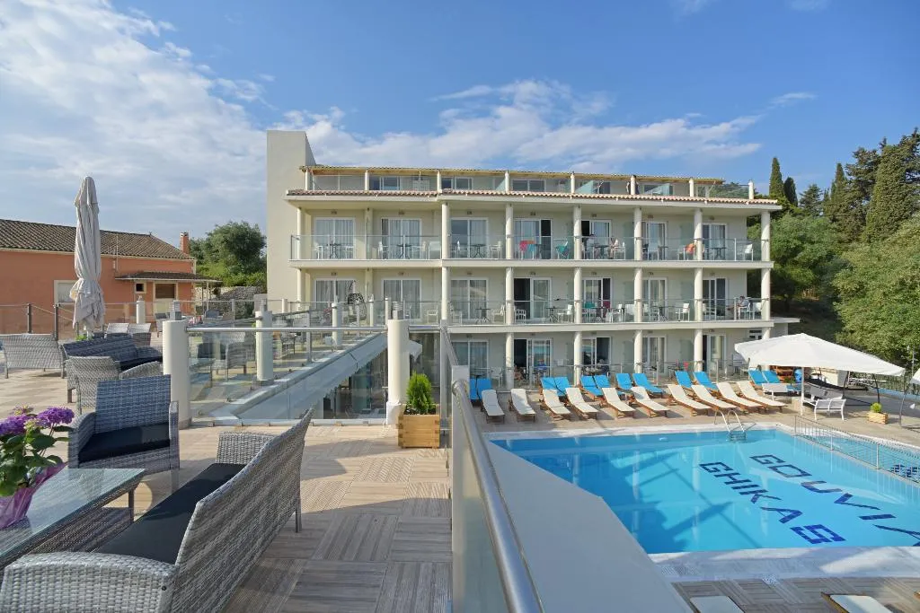 Pool, Palapart Gikas Suites And Studios, Corfu