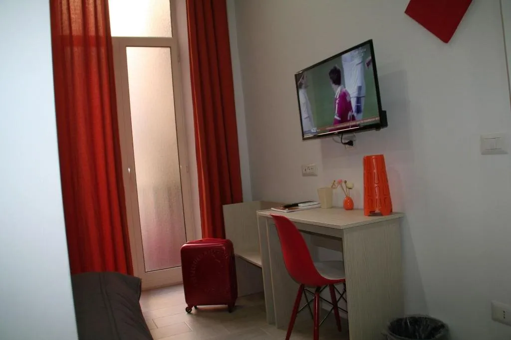 Room, B&B City Center, Naples