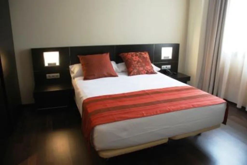 DOUBLE CLASSIC Room, Sercotel Aura Algeciras, Costa De La Luz