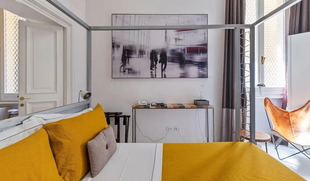 Room, Piazza Di Spagna 9, Rome