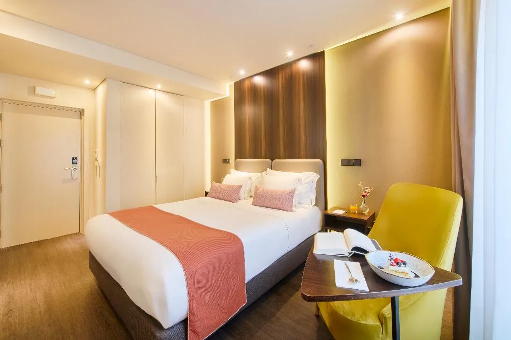 DOUBLE STANDARD Room, Moon and Sun Porto, Porto