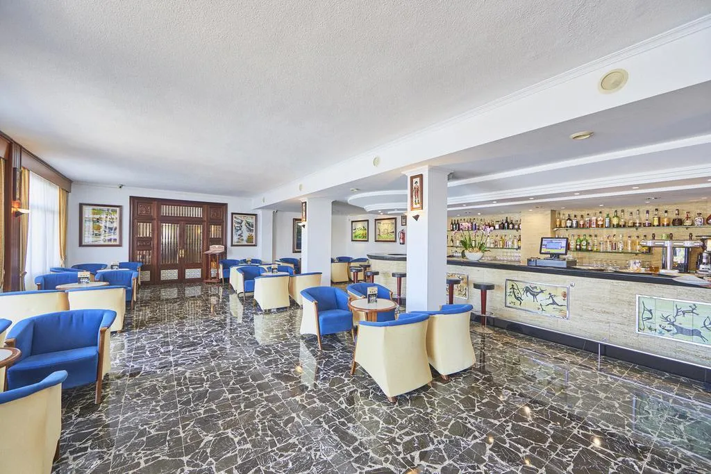 Bar, Hotel Rocamarina, Majorca